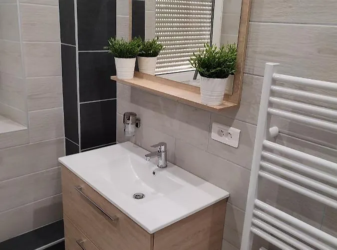 *** Les Loges De La Friche Dmc ***